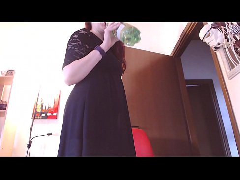 ❤️ En underdanig slave som elsker skitne og saftige truser blir tvunget til å onanere etter å ha sett denne videoen! Sexvideo på porno no.assistirhentai.ru ❌️