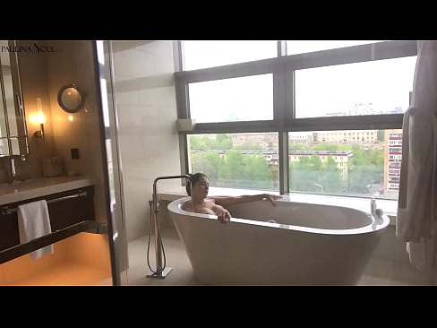 ❤️ En fantastisk babe som lidenskapelig rykker av seg fitta på badet Sexvideo på porno no.assistirhentai.ru ❌️