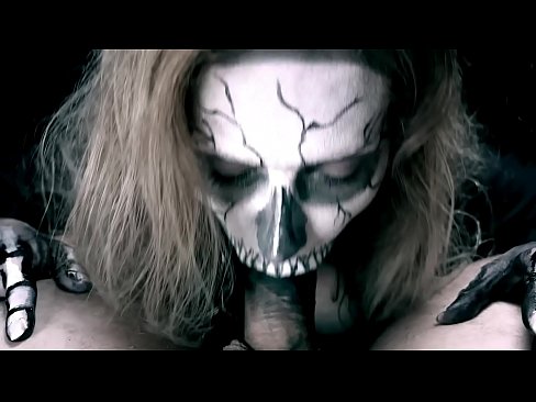 ❤️ Demon jente suger kuk med sin svarte munn og svelger cum. Sexvideo på porno no.assistirhentai.ru ❌️